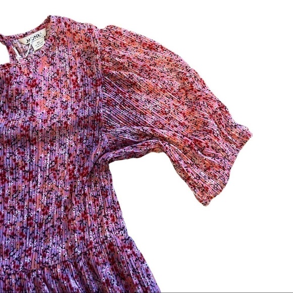 Asos design Monki plisse smock dress in pink ditsy floral - Picture 4 of 12